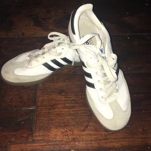 Adidas campus shoe black and white